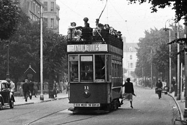 [Passing loop, Mostyn St.]