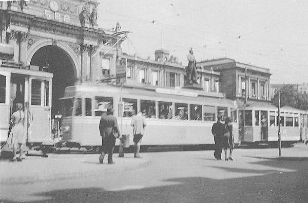 [Old & New Zurich trams]