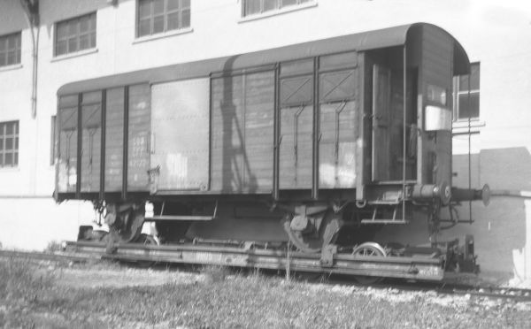 [Standard gauge car on metre-gauge carrier]