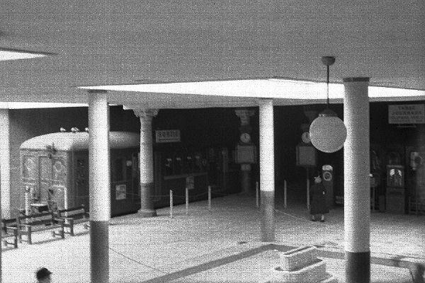 [Gare des Invalides]